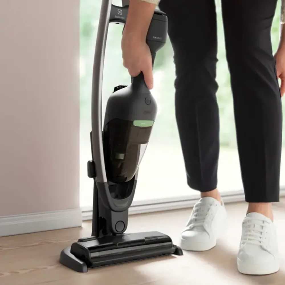 Electrolux oppladbar støvsuger 600 sort ES62B25GRN