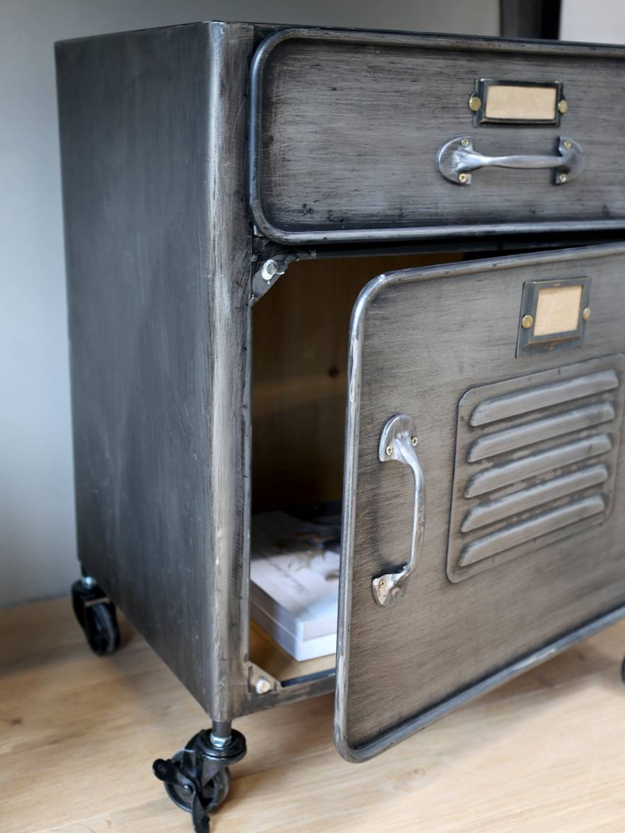 Fabrikkskap med skuff fra Chic Antique 40033125