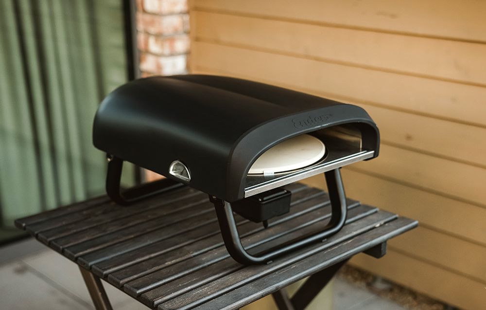 Enders pizzaovn med roterende steinplate paco rotate 210037