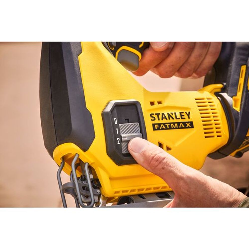 Stanley Fatmax stikksag 18V 20V u/batt SFMCS600B-XJ